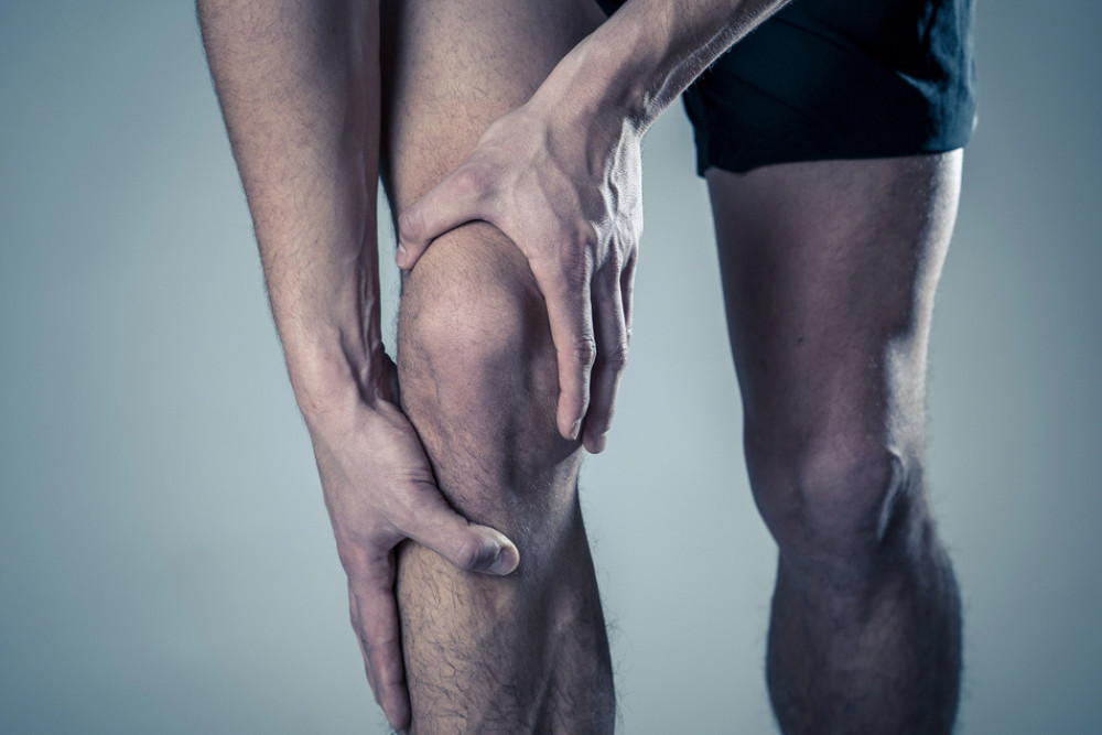 Relieving Knee Pain: A Chiropractic Path to Safe Recovery