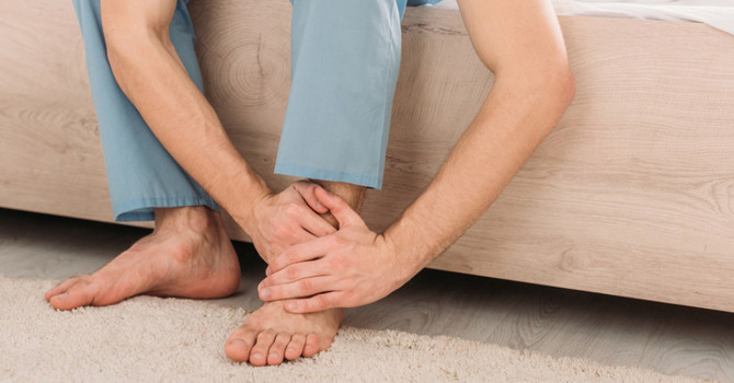 How a Chiropractor Can Treat Nerve Pain in the Foot image